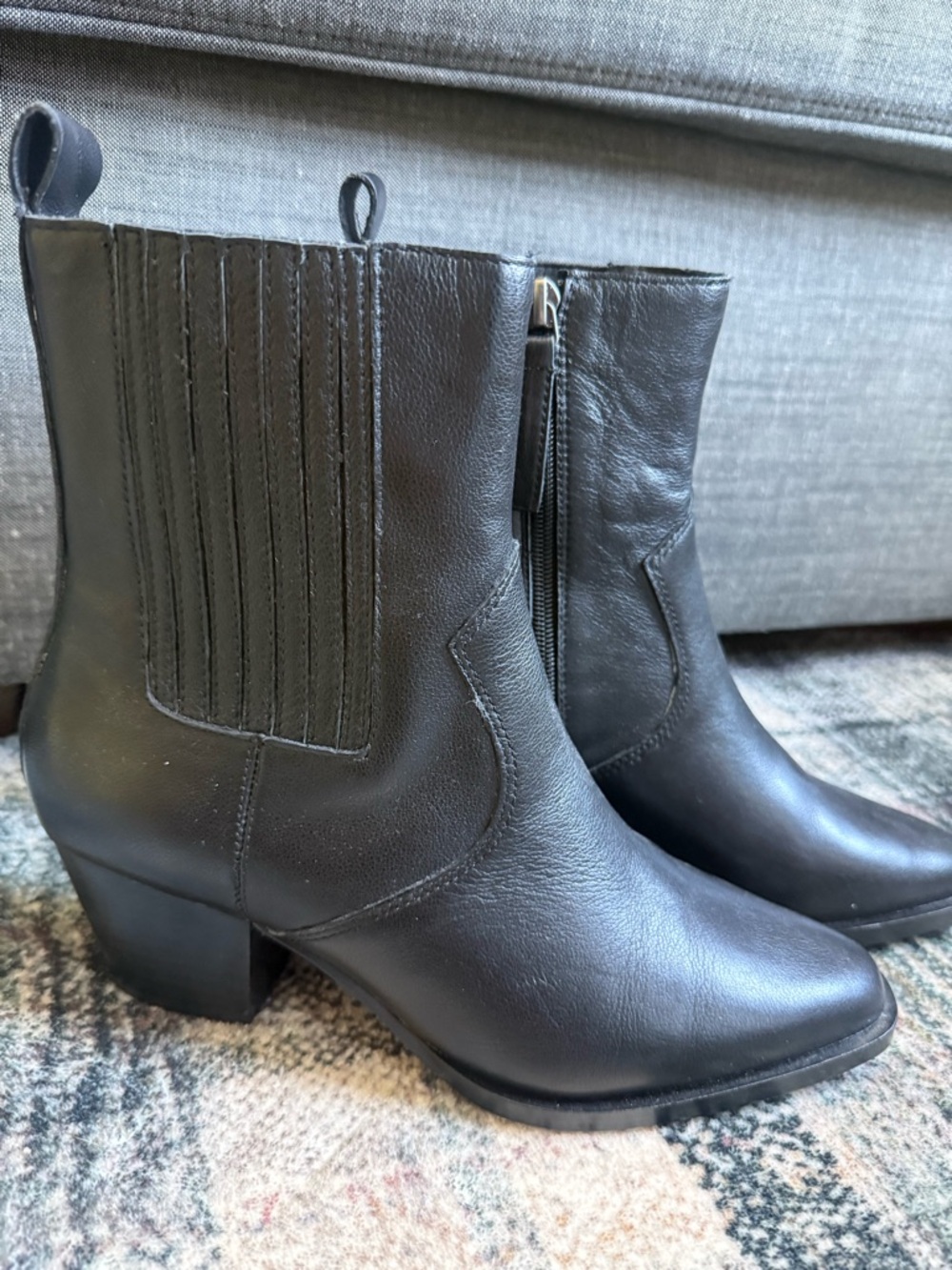 Like New Abercrombie & Fitch Black Leather Ankle Booties with Side Zip